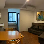 Baannaisoi2 Mini Hotel